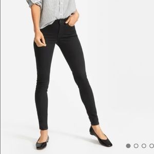 Everlane black mid rise skinny ankle